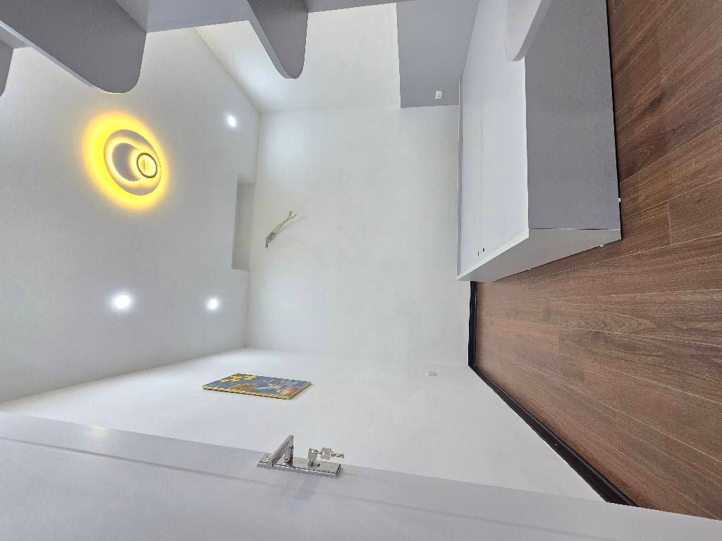 Bán nhà Thúy Lĩnh - diện tích 40,9m2 4 tầng - ô tô đỗ cửa - giá 7,9 tỷ