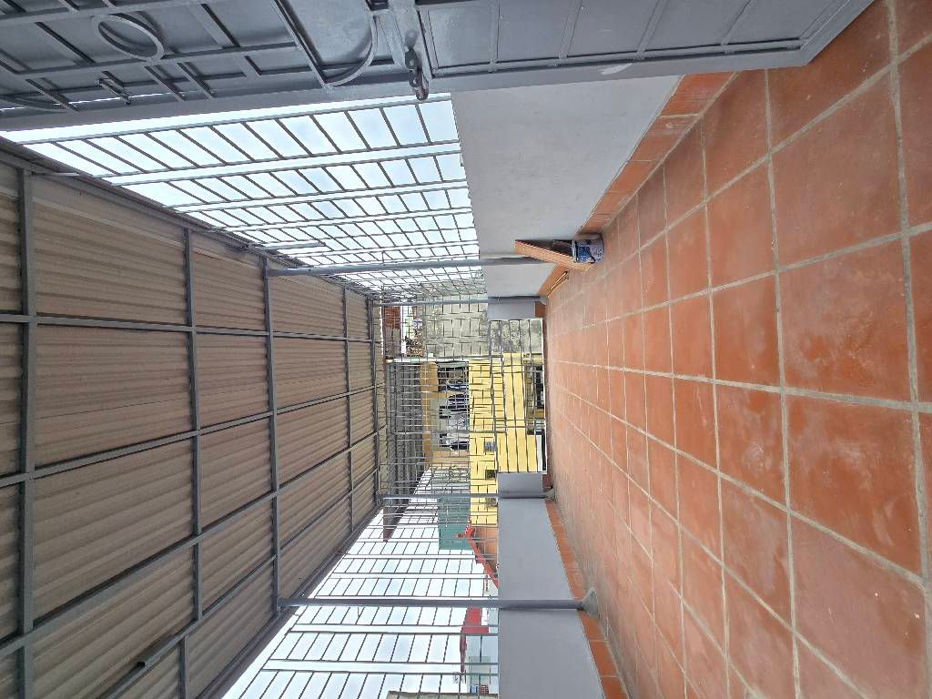 Bán nhà Thúy Lĩnh - diện tích 40,9m2 4 tầng - ô tô đỗ cửa - giá 7,9 tỷ