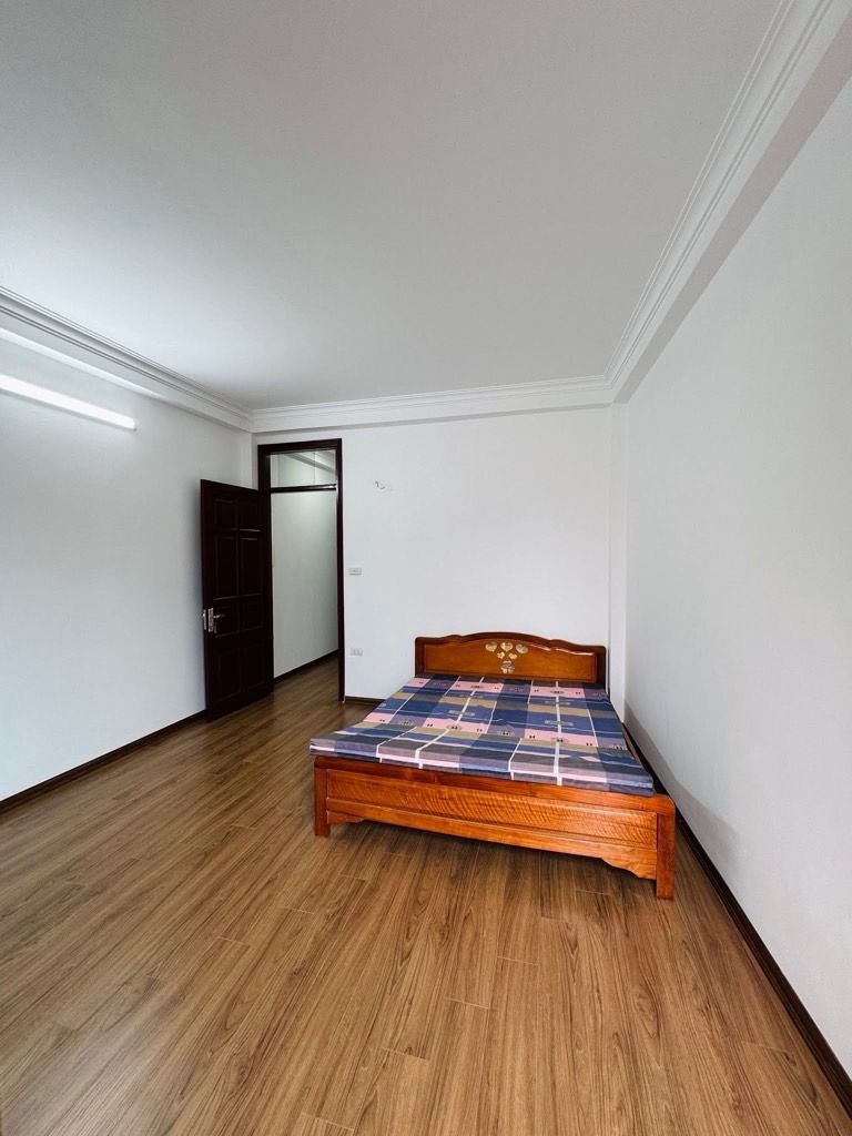 Bán nhà Hoàng Mai - diện tích 31m2 5 tầng - Ngõ 299 Hoàng Mai - giá 8,35 tỷ