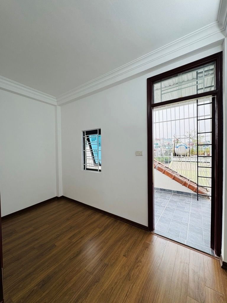 Bán nhà Hoàng Mai - diện tích 31m2 5 tầng - Ngõ 299 Hoàng Mai - giá 8,35 tỷ