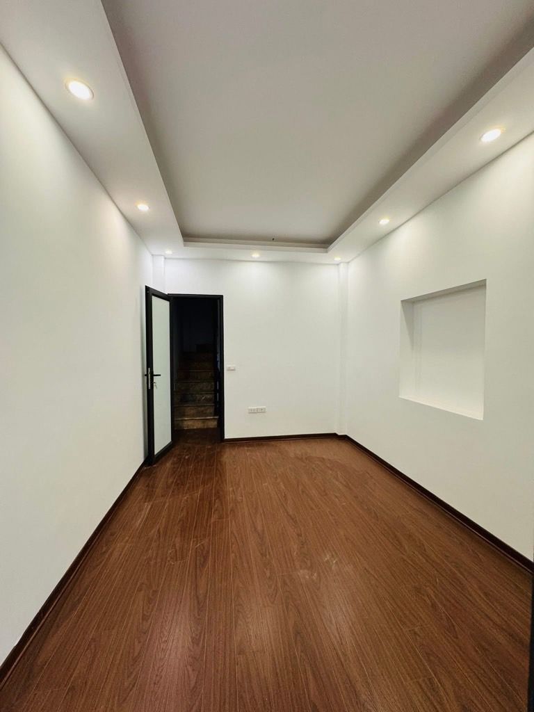 Bán nhà Tân Khai - diện tích 22m2 4 tầng - Ô tô tránh 30m - giá 5,8 tỷ