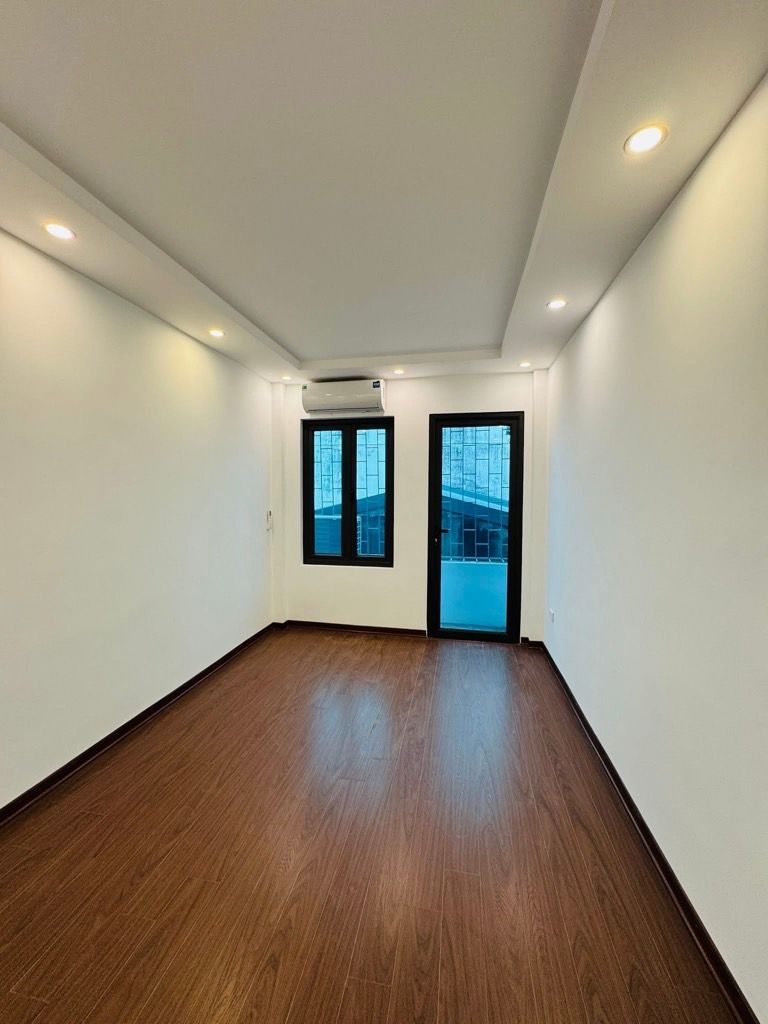 Bán nhà Tân Khai - diện tích 22m2 4 tầng - Ô tô tránh 30m - giá 5,8 tỷ