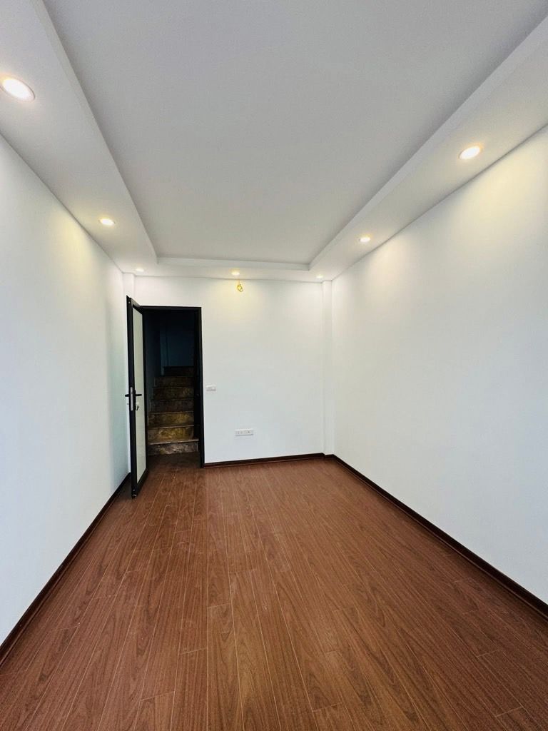 Bán nhà Tân Khai - diện tích 22m2 4 tầng - Ô tô tránh 30m - giá 5,8 tỷ