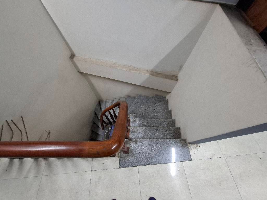 Bán nhà Giải Phóng - diện tích 22m2 3 tầng - Mặt phố kinh doanh sầm uất - giá 10,5 tỷ