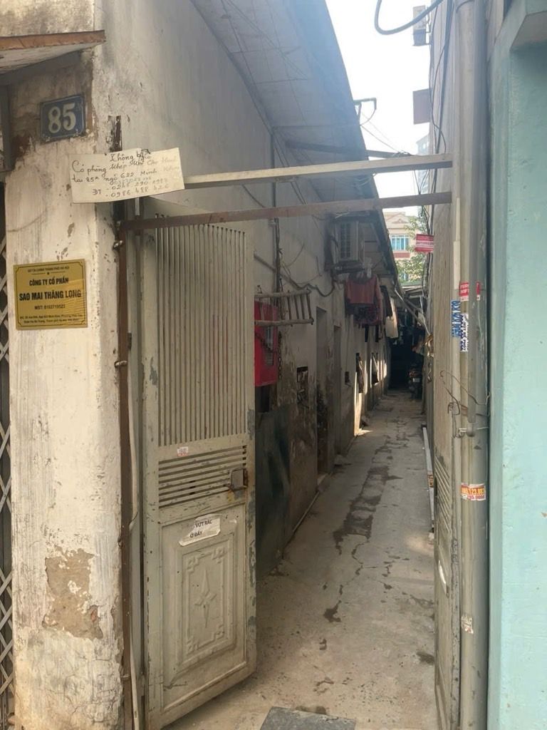 Bán nhà Minh Khai - diện tích 98m2 1 tầng - đất tặng nhà cấp 4 - giá 22,6 tỷ