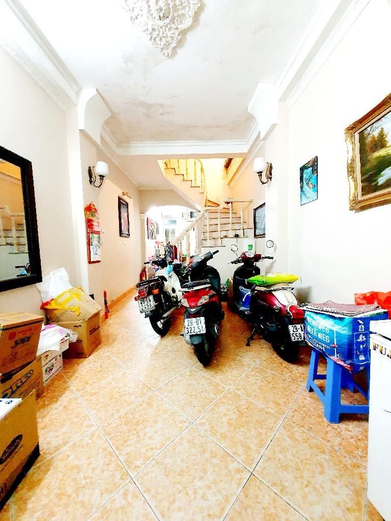 Bán nhà Mai Anh Tuấn - diện tích 47.7m2 4 tầng - Nhà bán chủ tự xây, 10m ra mặt phố - giá 17 tỷ