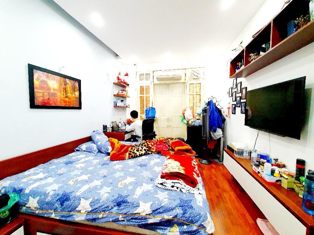 Bán nhà Mai Anh Tuấn - diện tích 47.7m2 4 tầng - Nhà bán chủ tự xây, 10m ra mặt phố - giá 17 tỷ