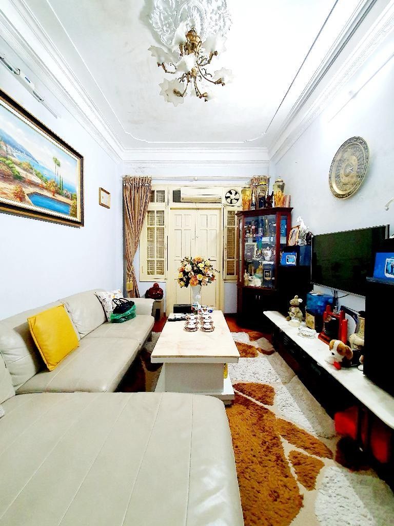 Bán nhà Mai Anh Tuấn - diện tích 47.7m2 4 tầng - Nhà bán chủ tự xây, 10m ra mặt phố - giá 17 tỷ