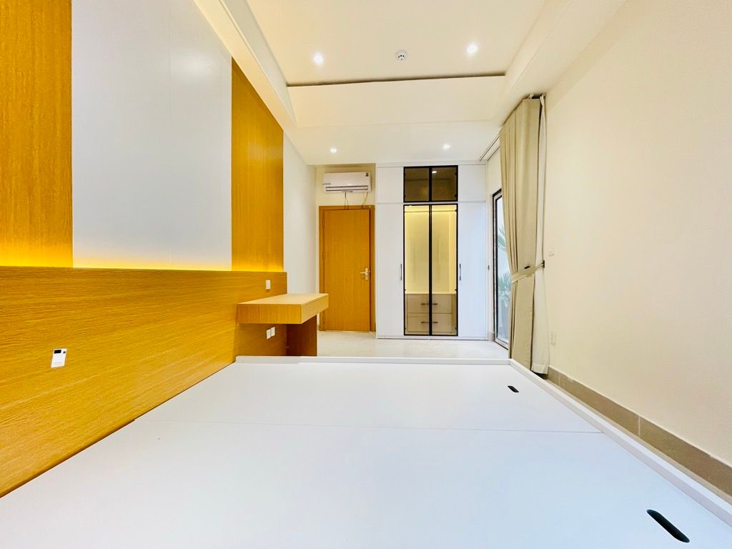 Bán nhà Lò Đúc - diện tích 37,4m2 3 tầng - Nhà tập thể mặt phố, giá 5,8 tỷ