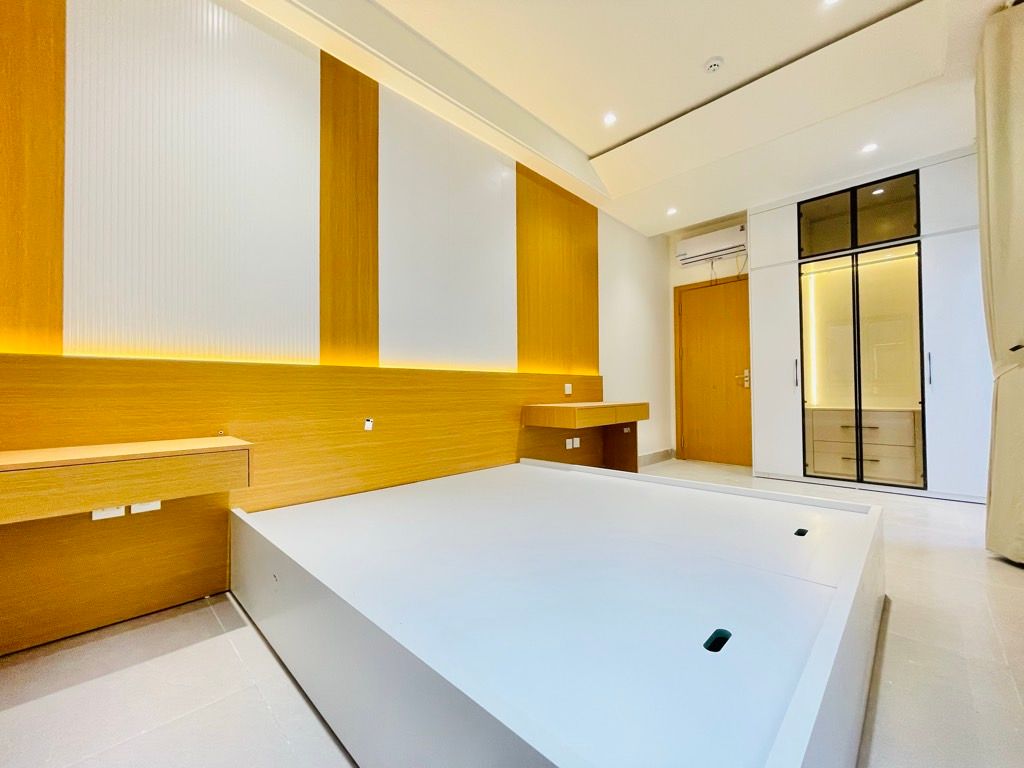 Bán nhà Lò Đúc - diện tích 37,4m2 3 tầng - Nhà tập thể mặt phố, giá 5,8 tỷ