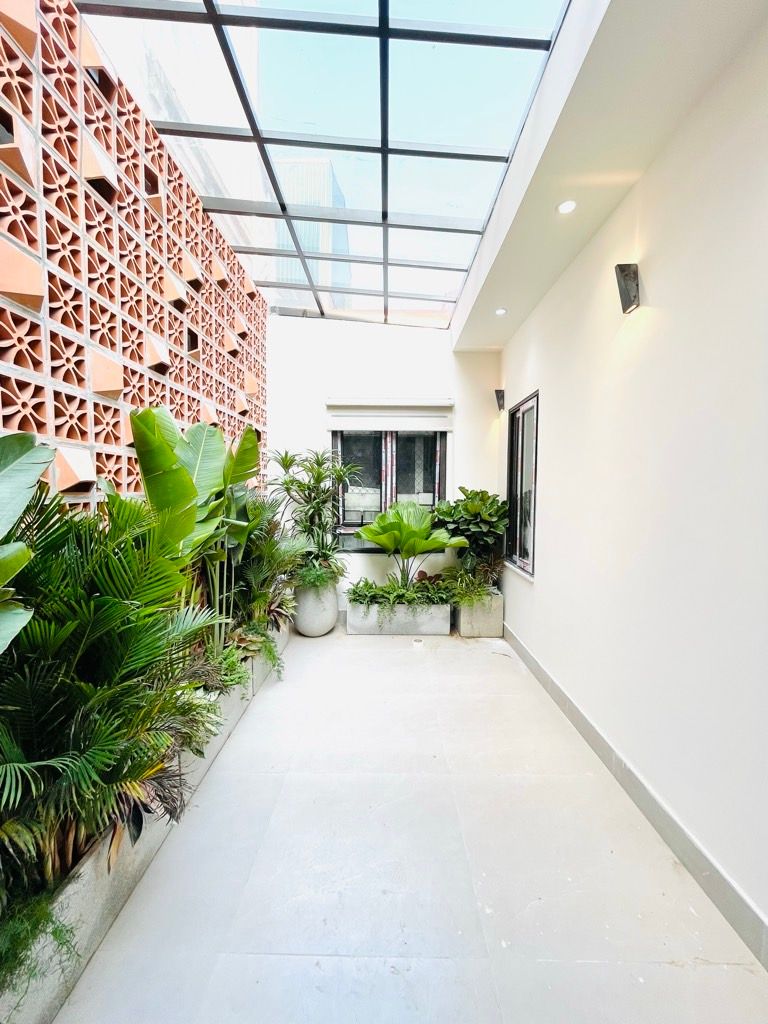 Bán nhà Lò Đúc - diện tích 37,4m2 3 tầng - Nhà tập thể mặt phố, giá 5,8 tỷ