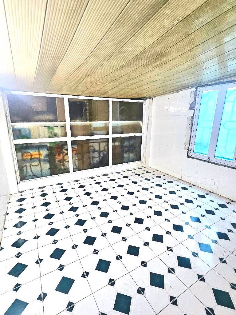 Bán nhà Bùi Xương Trạch - diện tích 32m2 2 tầng - Lô góc, ô tô qua nhà - giá 3,3 tỷ