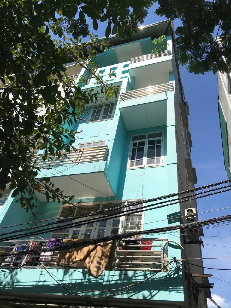 Bán nhà Láng - diện tích 43m2 5 tầng - MẶT NGÕ Ô TÔ - KINH DOANH - VIEW HỒ - LÔ GÓC - giá 22 tỷ