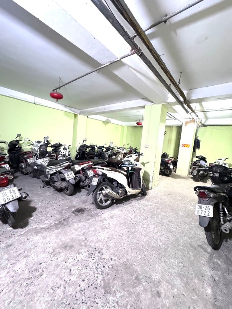 Bán nhà Bùi Xương Trạch - diện tích 185m2 10 tầng - Cực hiếm - giá 2,8 tỷ