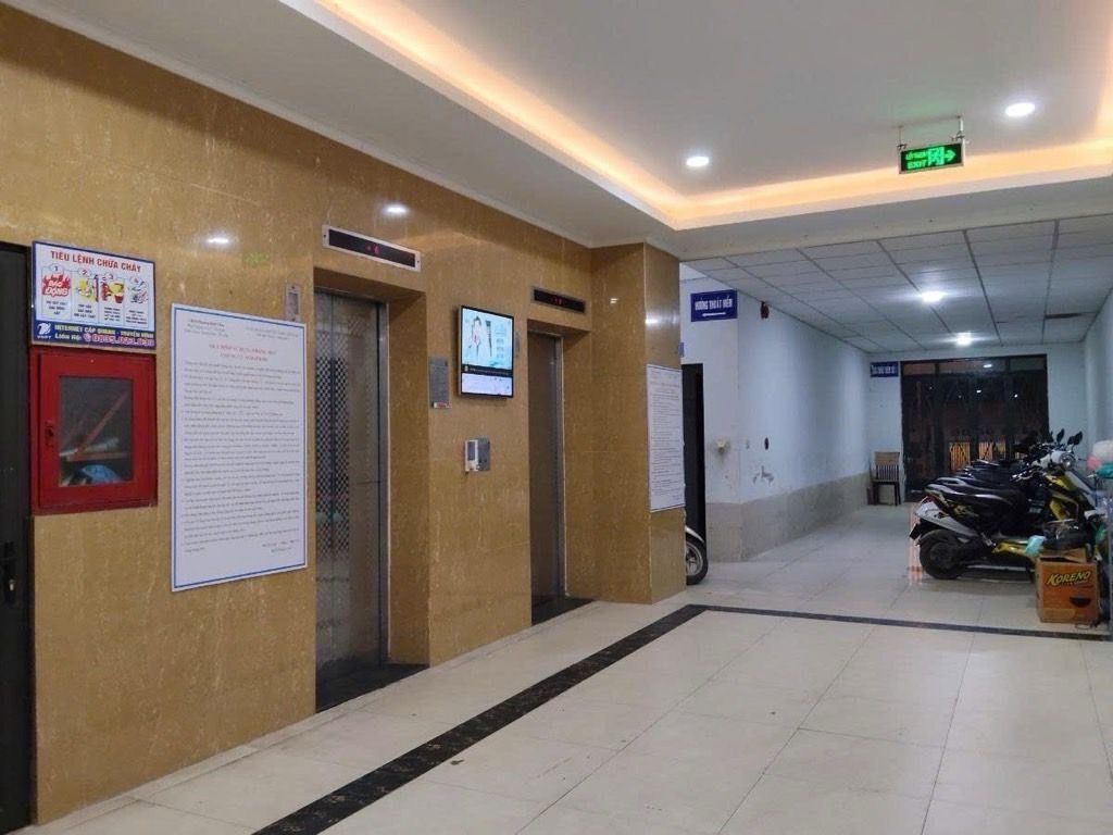 Bán nhà Nguyễn Cảnh Dị - diện tích 157m2 2 tầng - Lô góc, 3 mặt thoáng - giá 9,7 tỷ