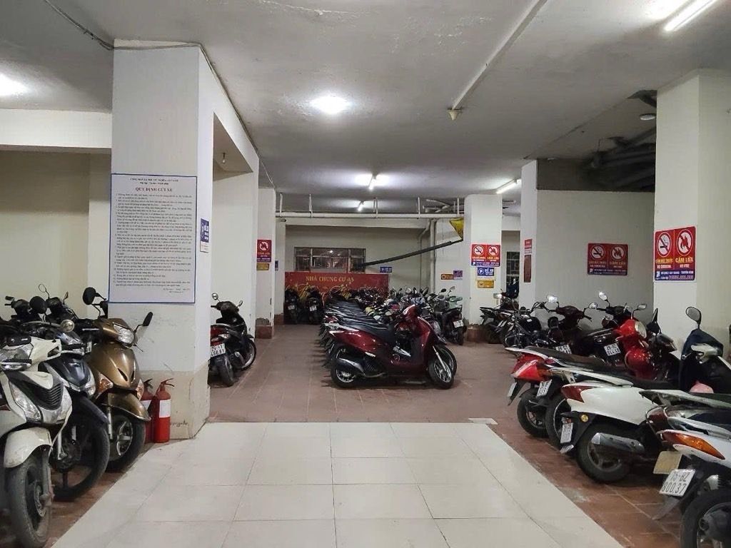 Bán nhà Nguyễn Cảnh Dị - diện tích 157m2 2 tầng - Lô góc, 3 mặt thoáng - giá 9,7 tỷ