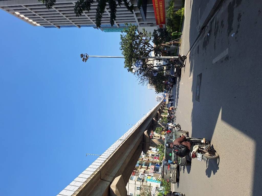 Bán nhà Triều Khúc - diện tích 335m2 6 tầng - Cực hiếm - giá 8,8 tỷ