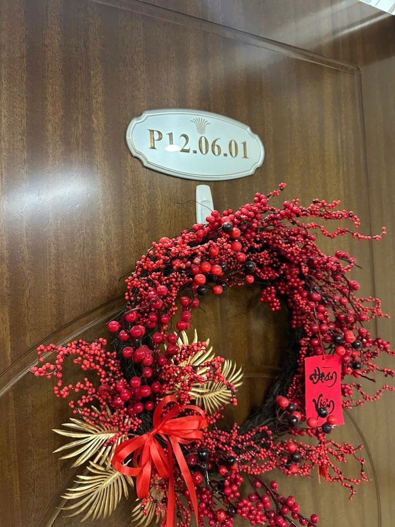 Bán nhà KĐT Vinhomes Times City - diện tích 109.7m2 12 tầng - View Bể Bơi - giá 16,5 tỷ