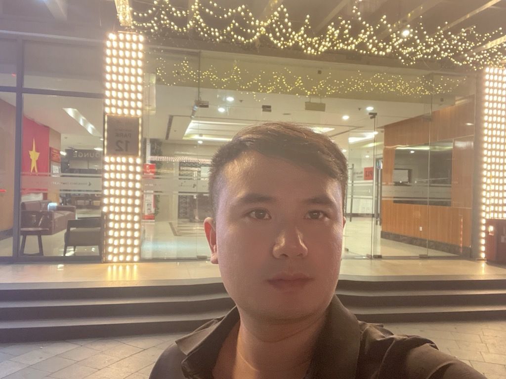 Bán nhà KĐT Vinhomes Times City - diện tích 109.7m2 12 tầng - View Bể Bơi - giá 16,5 tỷ