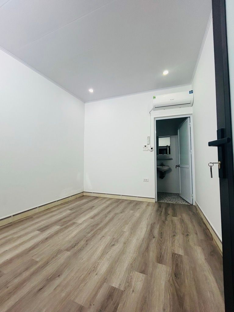 Bán nhà Đông Thiên - diện tích 30m2 2 tầng - ô tô đỗ cổng - giá 3,6 tỷ