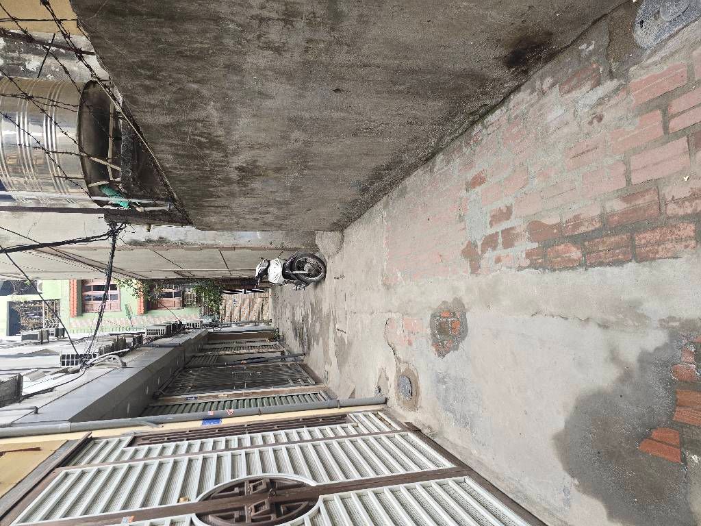 Bán nhà Lĩnh Nam - diện tích 34m2 2 tầng - Lô góc - giá 6,9 tỷ