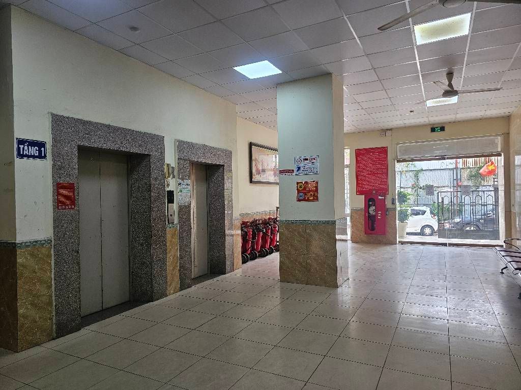 Bán nhà Minh Khai - diện tích 65m2 8 tầng - Căn góc, giá 5,7 tỷ