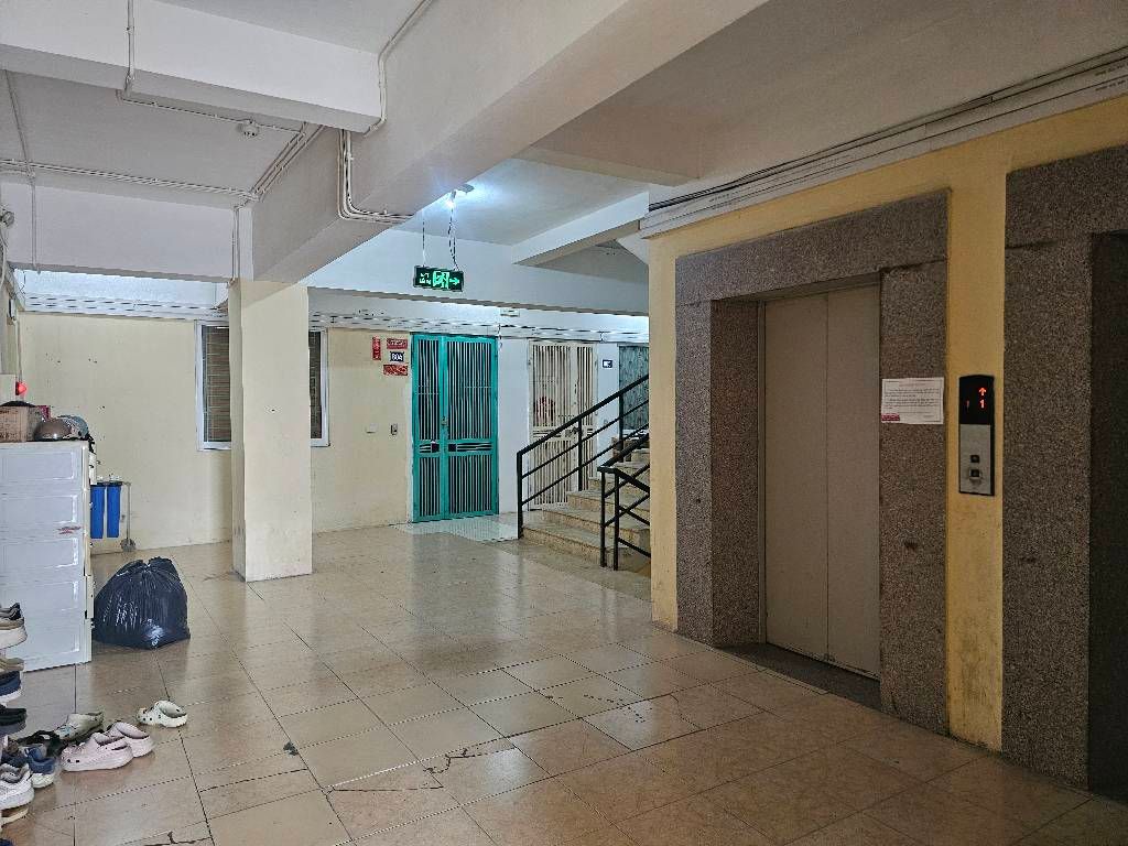 Bán nhà Minh Khai - diện tích 65m2 8 tầng - Căn góc, giá 5,7 tỷ