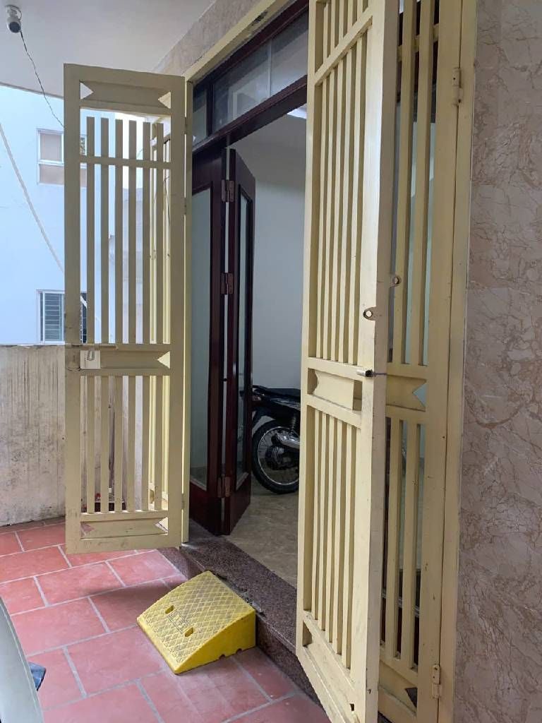 Bán nhà Định Công Hạ - diện tích 35,2m2 5 tầng - LÔ GÓC 3 THOÁNG - giá 8,5 tỷ