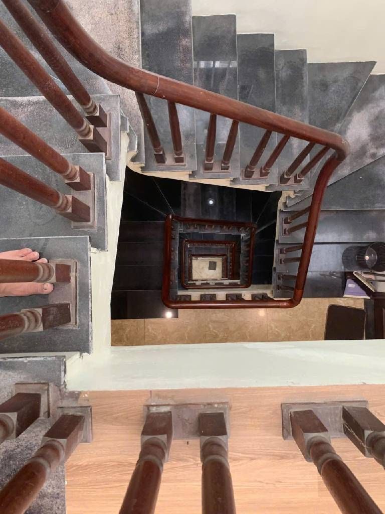 Bán nhà Định Công Hạ - diện tích 35,2m2 5 tầng - LÔ GÓC 3 THOÁNG - giá 8,5 tỷ