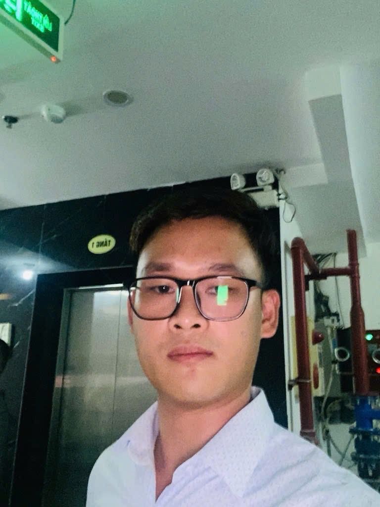 Bán nhà chính kinh - diện tích 70m2 8 tầng - Lô góc thoáng sáng - giá 18 tỷ