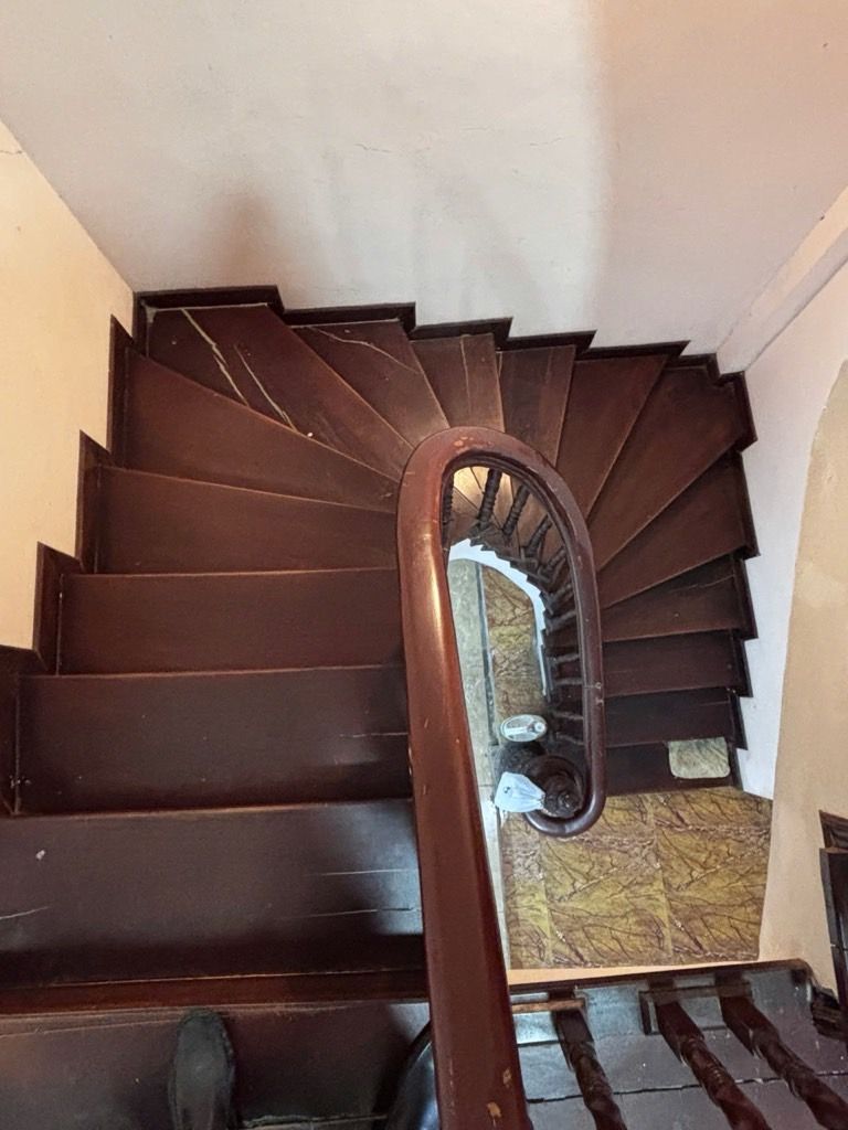 Bán nhà Thái Thịnh - diện tích 35,6m2 4 tầng - Đang cập nhật - giá 13,5 tỷ