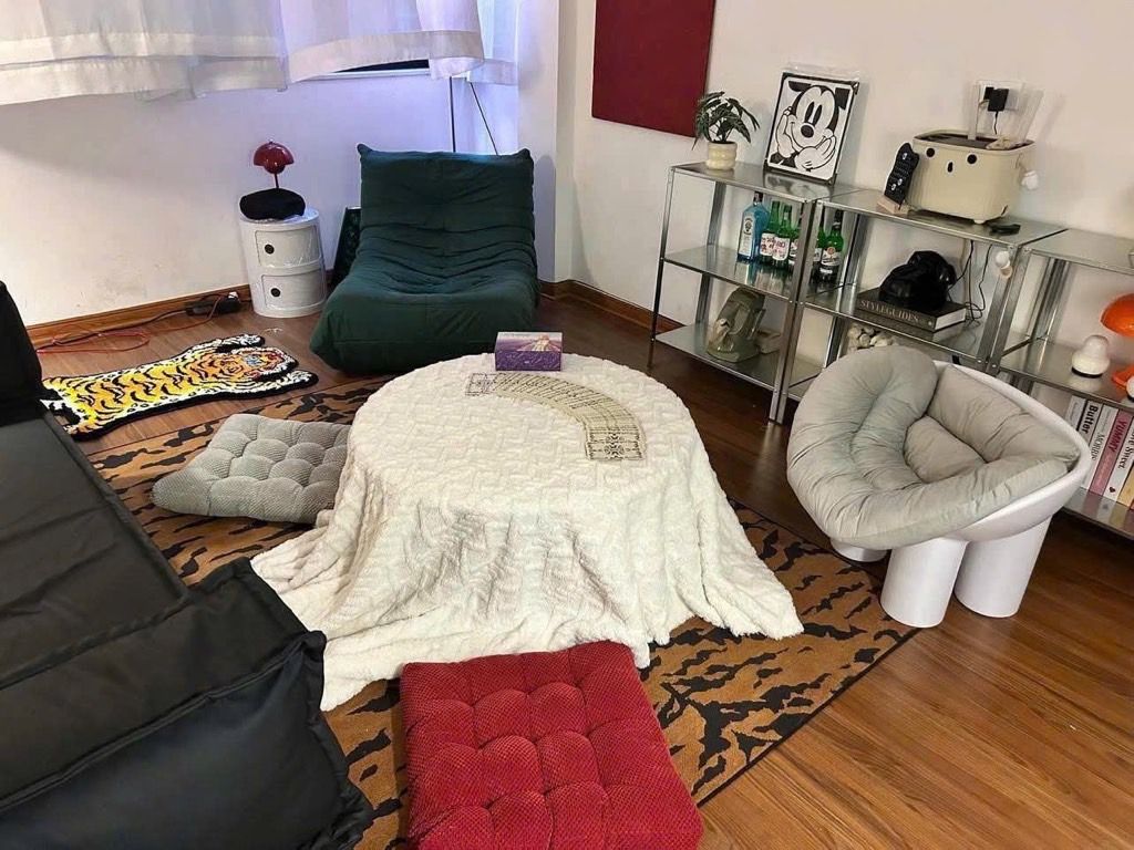 Bán nhà Pháo Đài Láng - diện tích 36m2 4 tầng - Nhà còn mới, ngõ thông - giá 9,4 tỷ