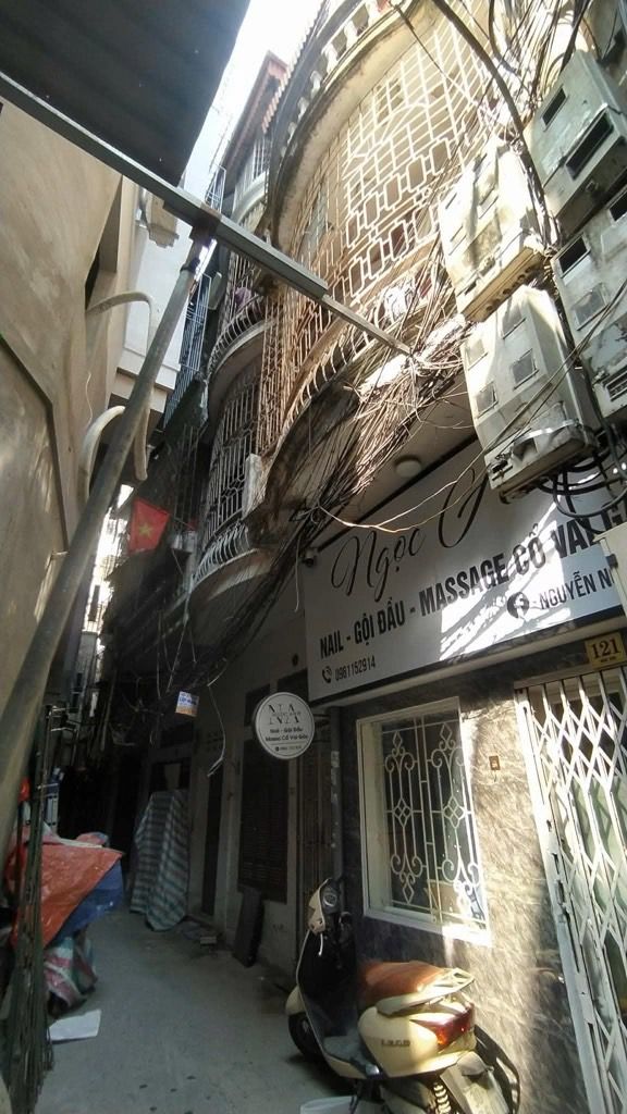 Bán nhà Trường Chinh - diện tích 33m2 4 tầng - Ô TÔ ĐỖ CỬA - giá 10 tỷ