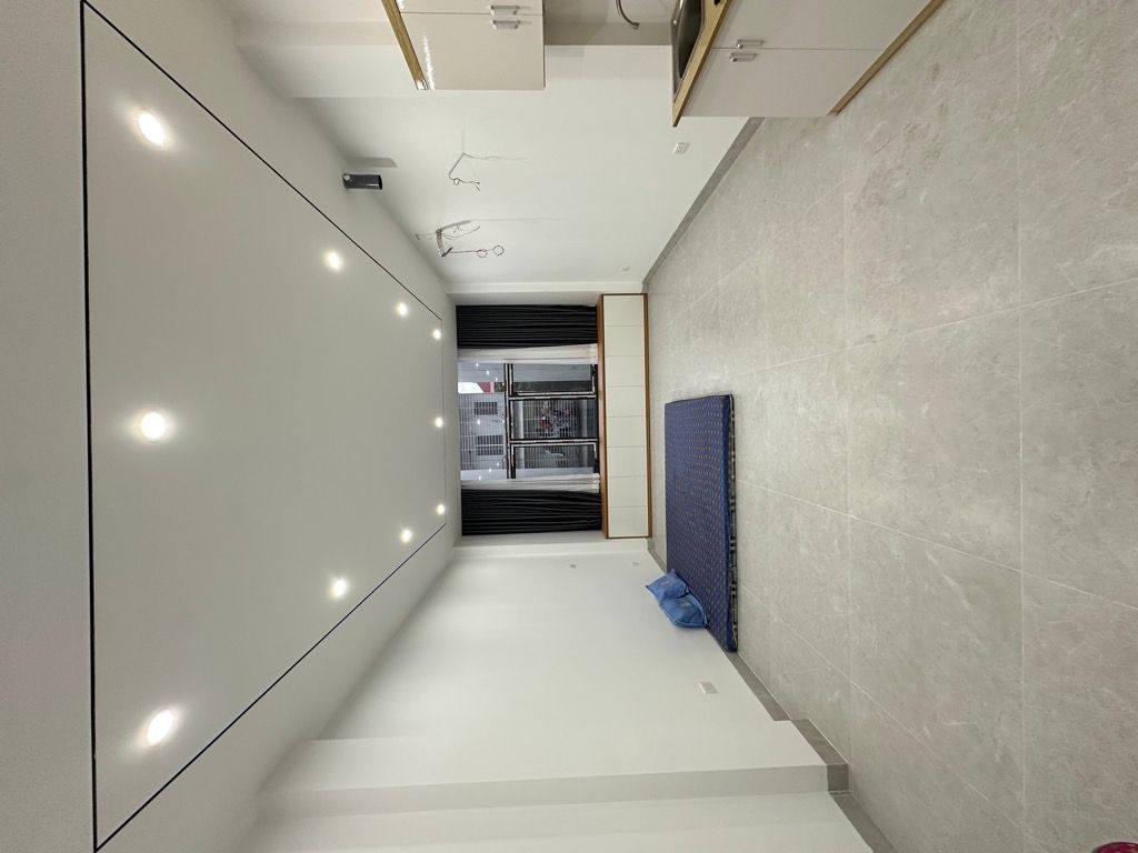 Bán nhà Nguyễn Khoái - diện tích 38m2 4 tầng - ô tô vào nhà - giá 8,25 tỷ