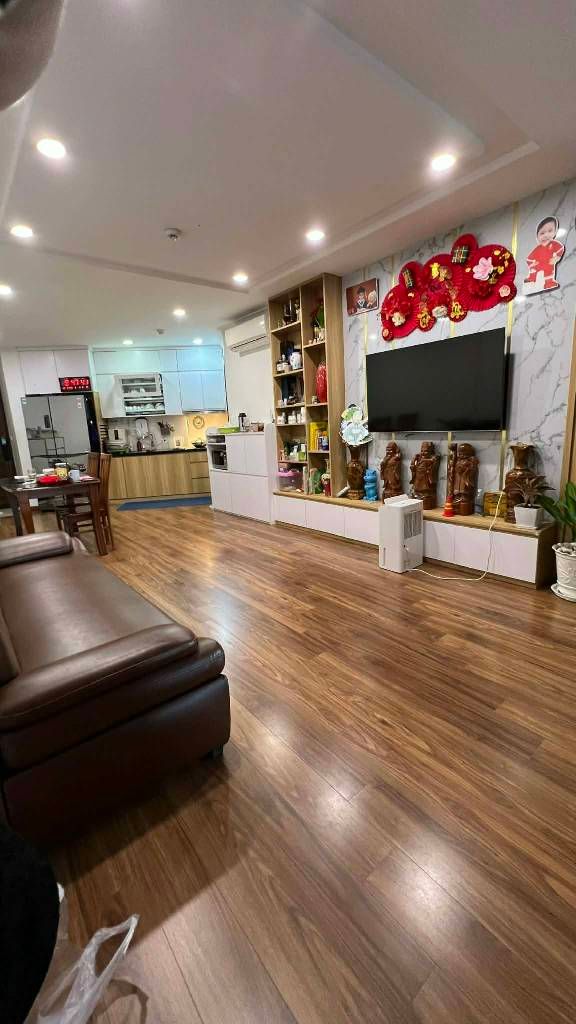 Bán nhà Nghiêm Xuân Yêm - diện tích 81.9m2 39 tầng - Căn hộ rộng to 2 ngủ - giá 7,2 tỷ