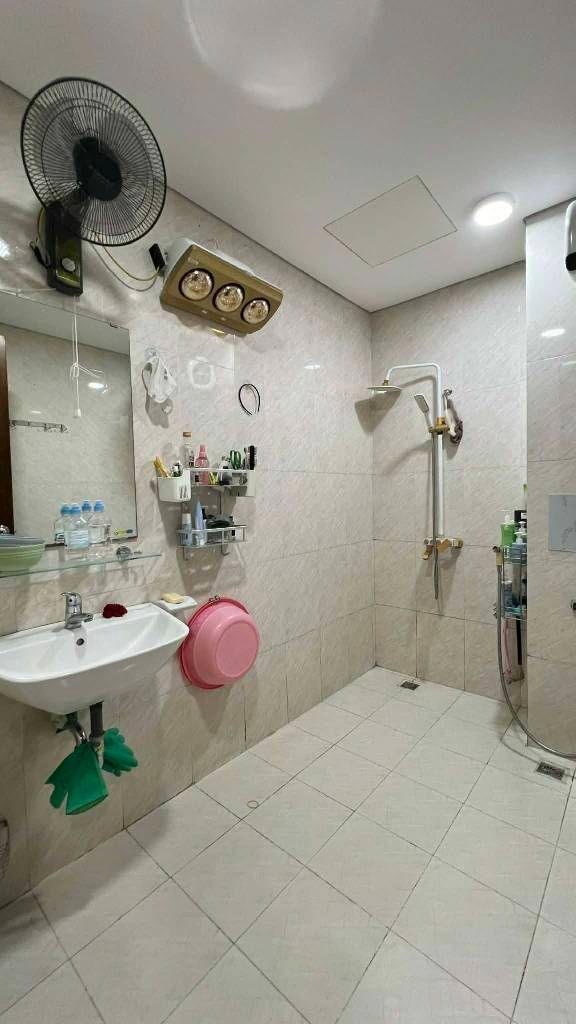 Bán nhà Nghiêm Xuân Yêm - diện tích 81.9m2 39 tầng - Căn hộ rộng to 2 ngủ - giá 7,2 tỷ