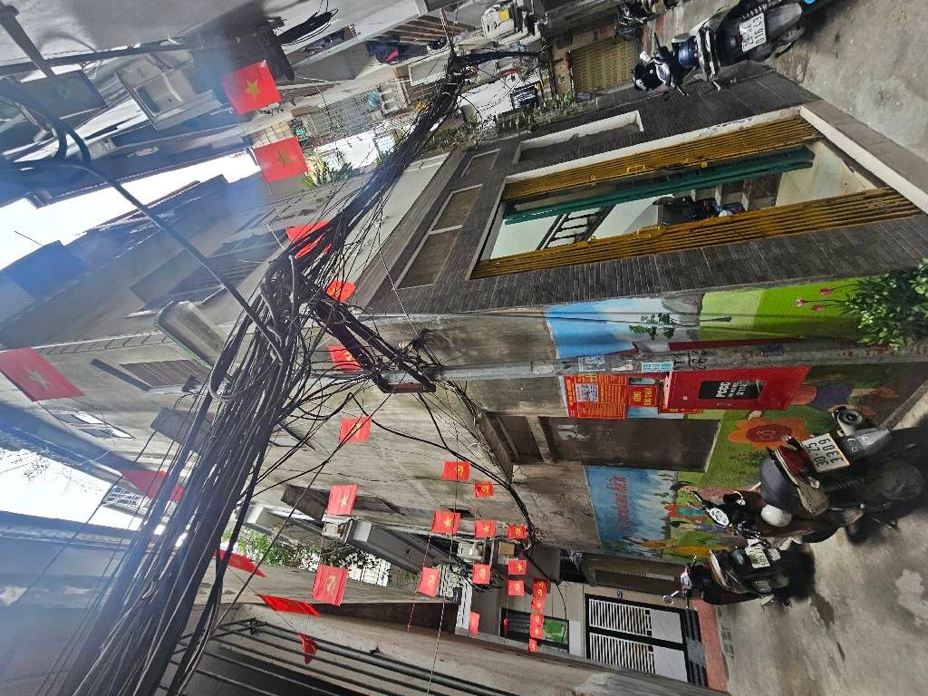 Bán nhà Lê Thanh Nghị - diện tích 21m2 5 tầng - Lô góc - giá 7,75 tỷ