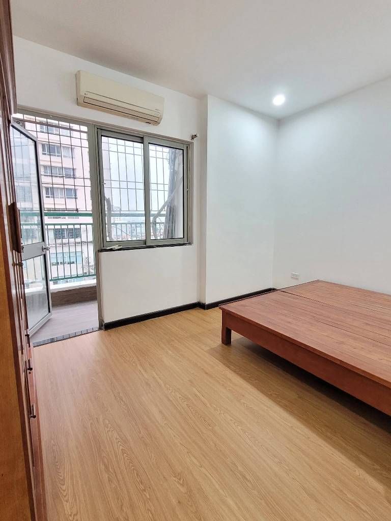 Bán nhà Nguyễn Đức Cảnh - diện tích 68.6m2 9 tầng - Căn hộ đẹp hiếm - giá 5,8 tỷ