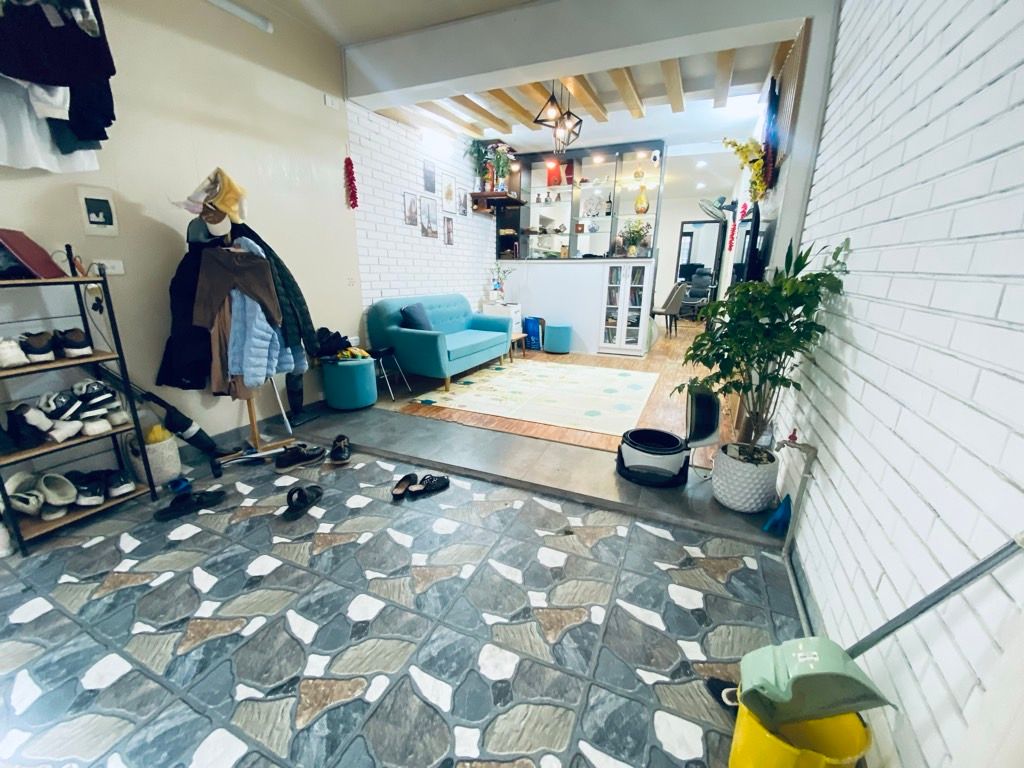 Bán nhà Hoàng Mai - diện tích 60m2 1 tầng - ngõ ô tô tránh - giá 4,6 tỷ