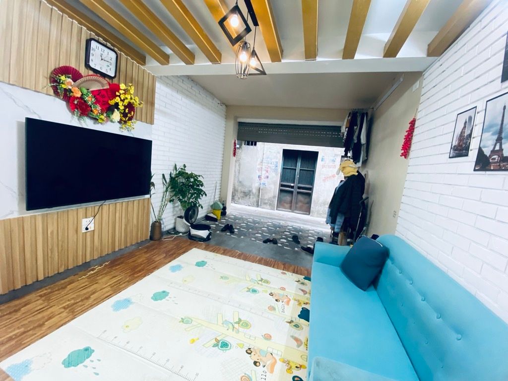 Bán nhà Hoàng Mai - diện tích 60m2 1 tầng - ngõ ô tô tránh - giá 4,6 tỷ