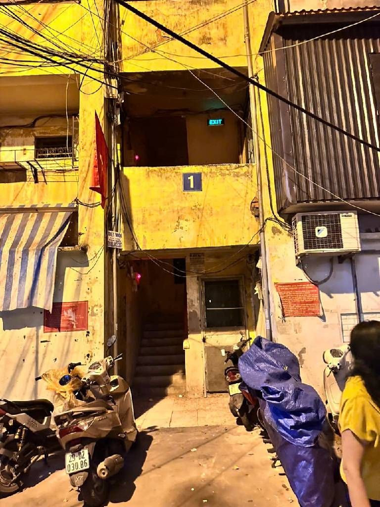 Bán nhà Bạch Mai - diện tích 50m2 5 tầng - CĂN GÓC - BAN CÔNG CHẠY QUANH NHÀ - giá 3,1 tỷ