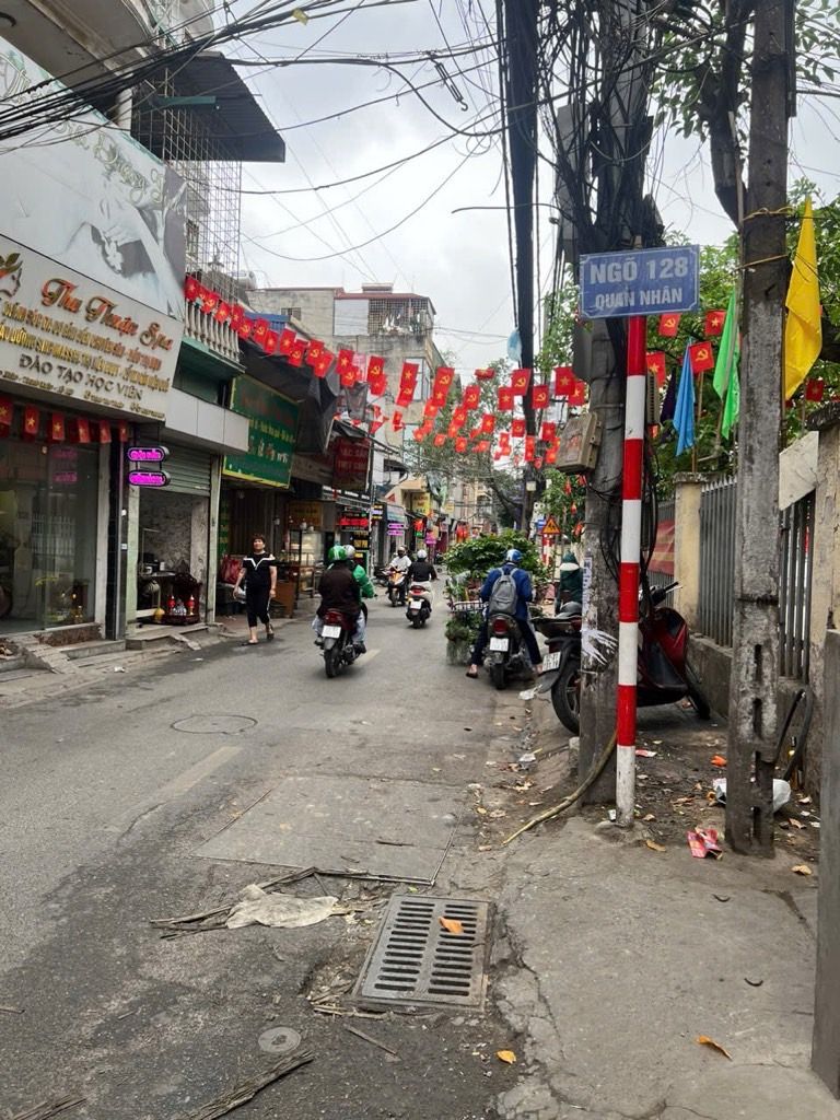 Bán nhà Quan Nhân - diện tích 75m2 4 tầng - Cực hiếm, nhà dân xây - giá 20 tỷ