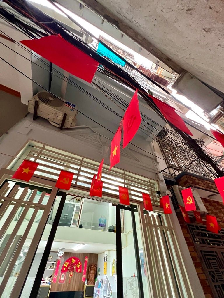 Bán nhà Hoàng Mai - diện tích 45m2 5 tầng - gần ô tô - giá 3,75 tỷ