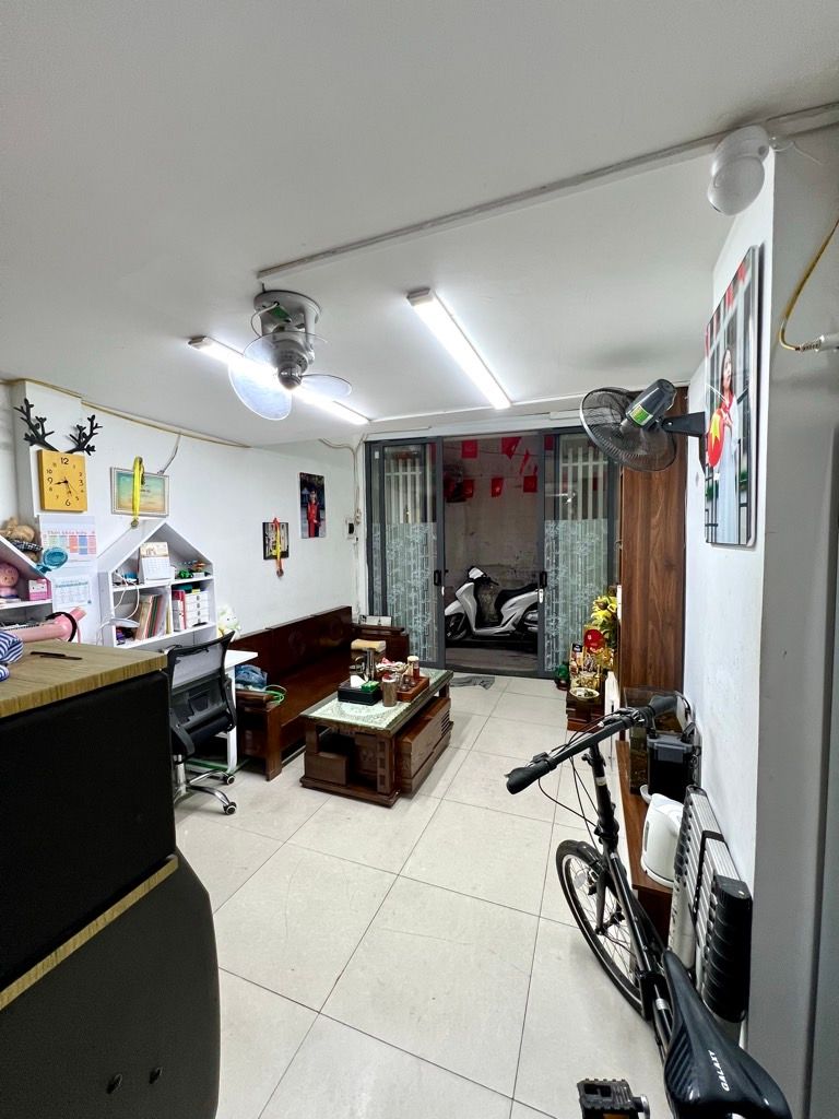 Bán nhà Hoàng Mai - diện tích 45m2 5 tầng - gần ô tô - giá 3,75 tỷ