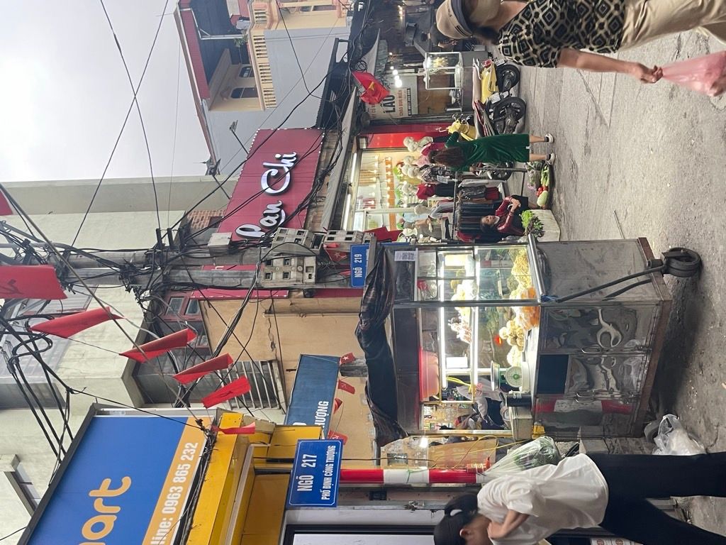 Bán nhà Định Công Thượng - diện tích 26.4m2 3 tầng - Nhà đẹp hiếm có - giá 2,65 tỷ