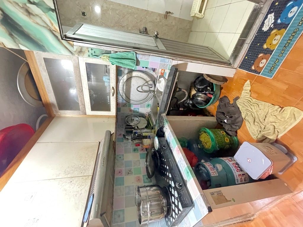 Bán nhà Định Công Thượng - diện tích 26.4m2 3 tầng - Nhà đẹp hiếm có - giá 2,65 tỷ