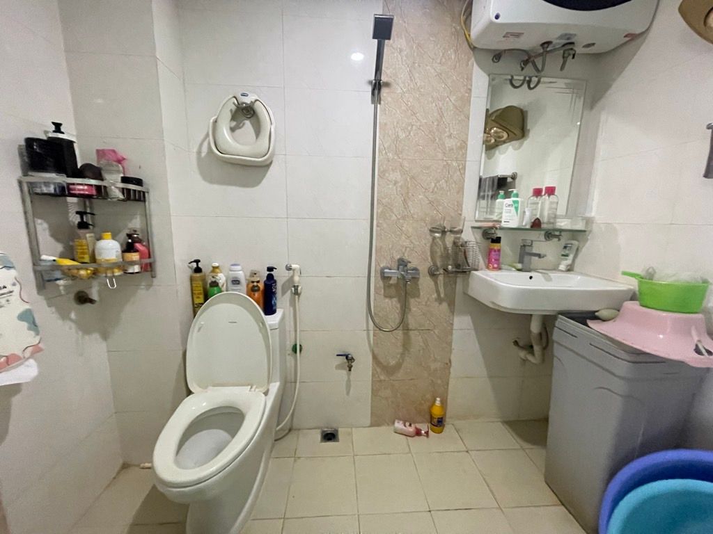 Bán nhà Định Công Thượng - diện tích 26.4m2 3 tầng - Nhà đẹp hiếm có - giá 2,65 tỷ