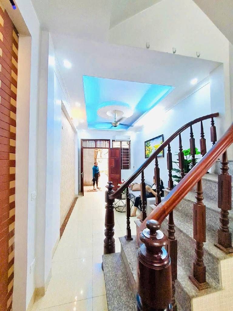 Bán nhà Vĩnh Hưng - diện tích 30m2 5 tầng - Nhà đẹp, full đồ - giá 6,8 tỷ