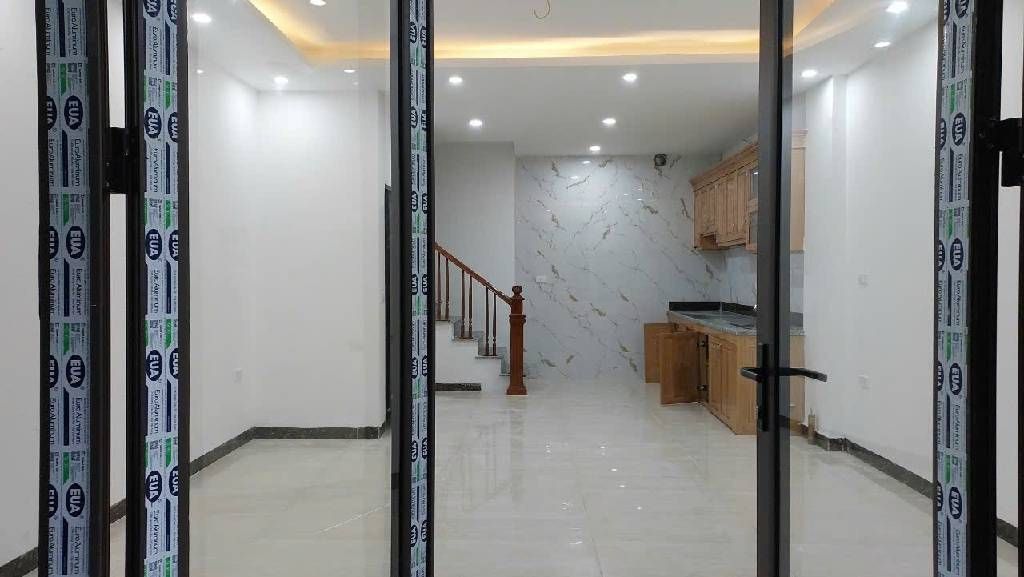 Bán nhà Vĩnh Hoàng - diện tích 36m2 2 tầng - gần chợ, trường học - giá 1,8 tỷ