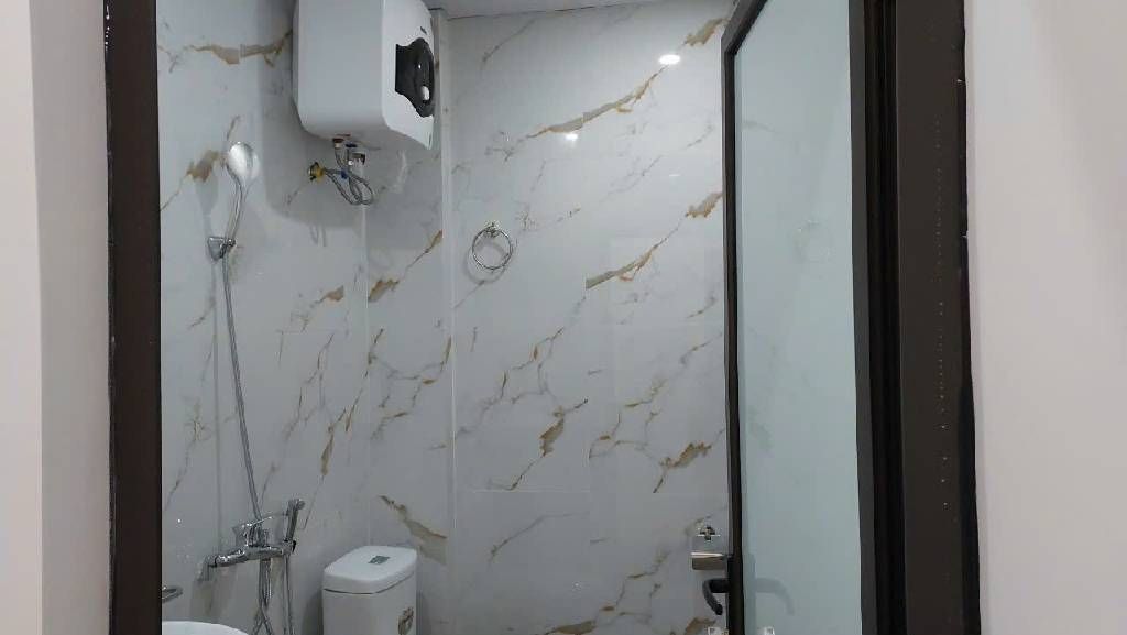 Bán nhà Vĩnh Hoàng - diện tích 36m2 2 tầng - gần chợ, trường học - giá 1,8 tỷ